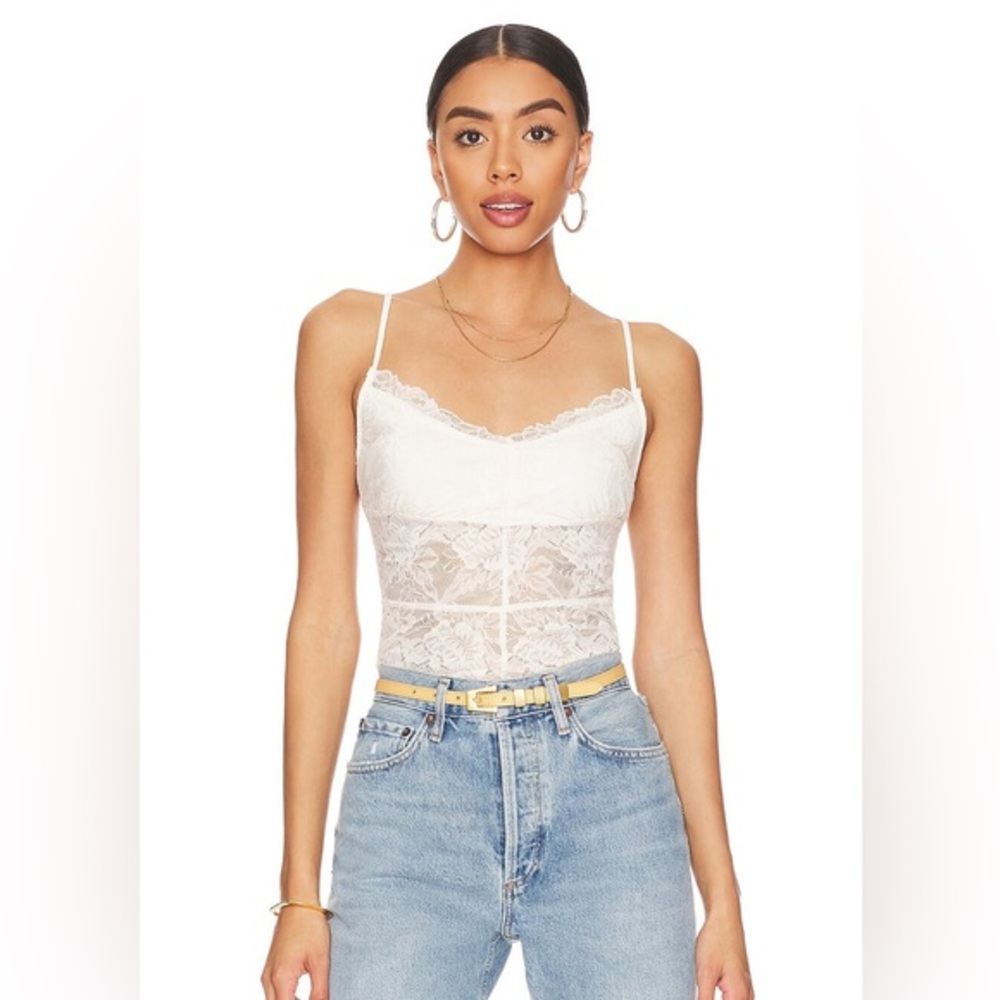 FREE PEOPLE Heart Eyes Cami Lace Strappy Top Sea Salt Color Size Large NEW